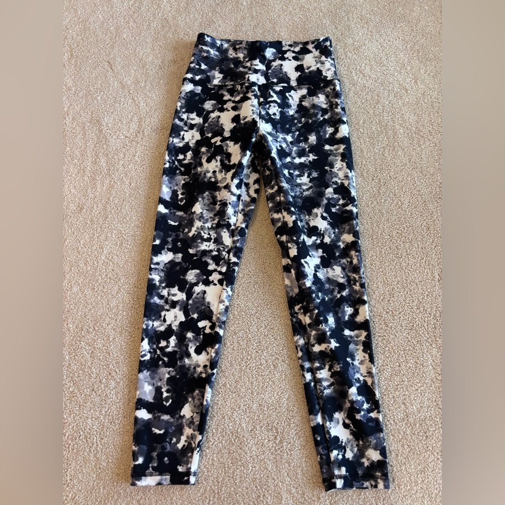Balance Collection Active Black, White & Gray Patterned Leggings
